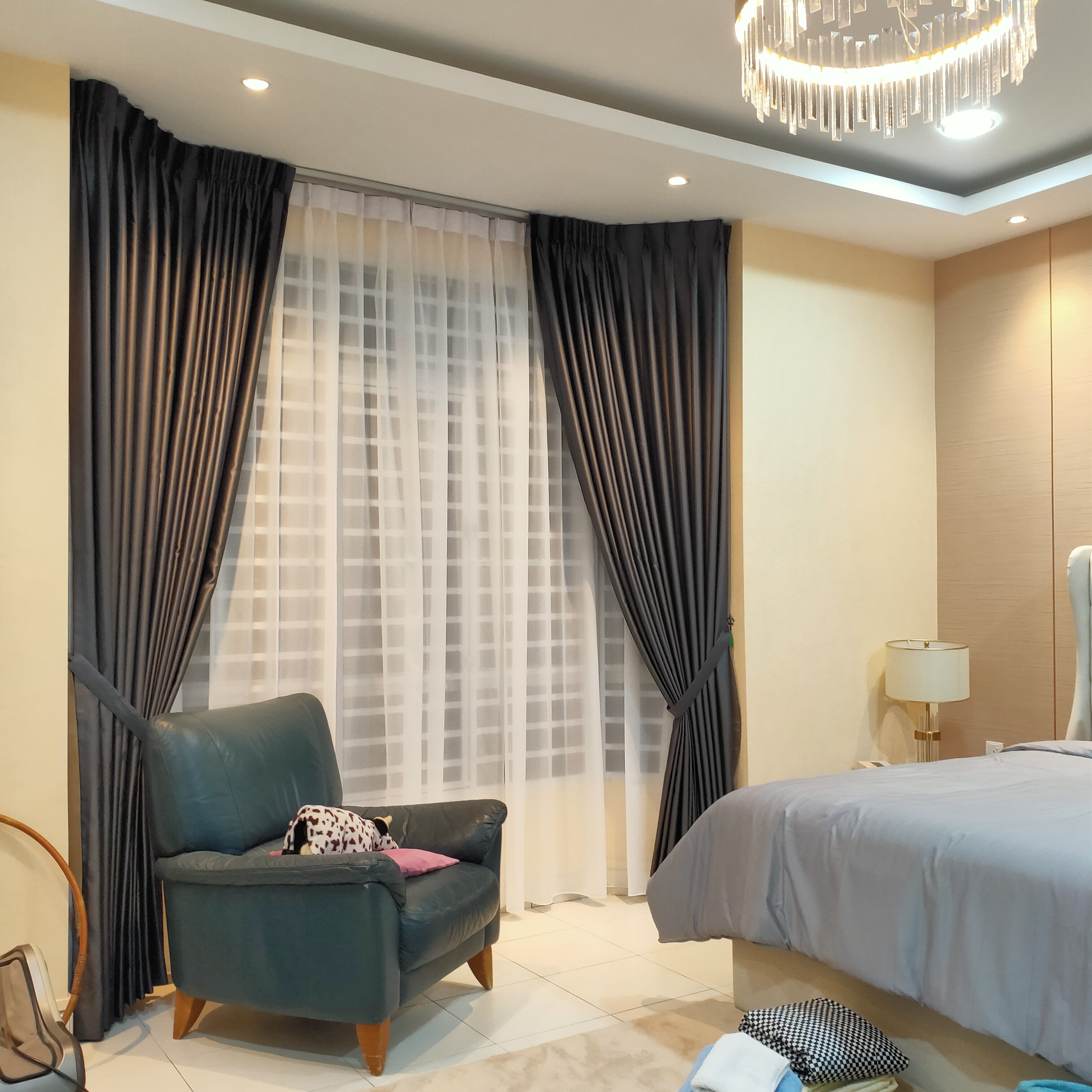 Day and Night Curtain